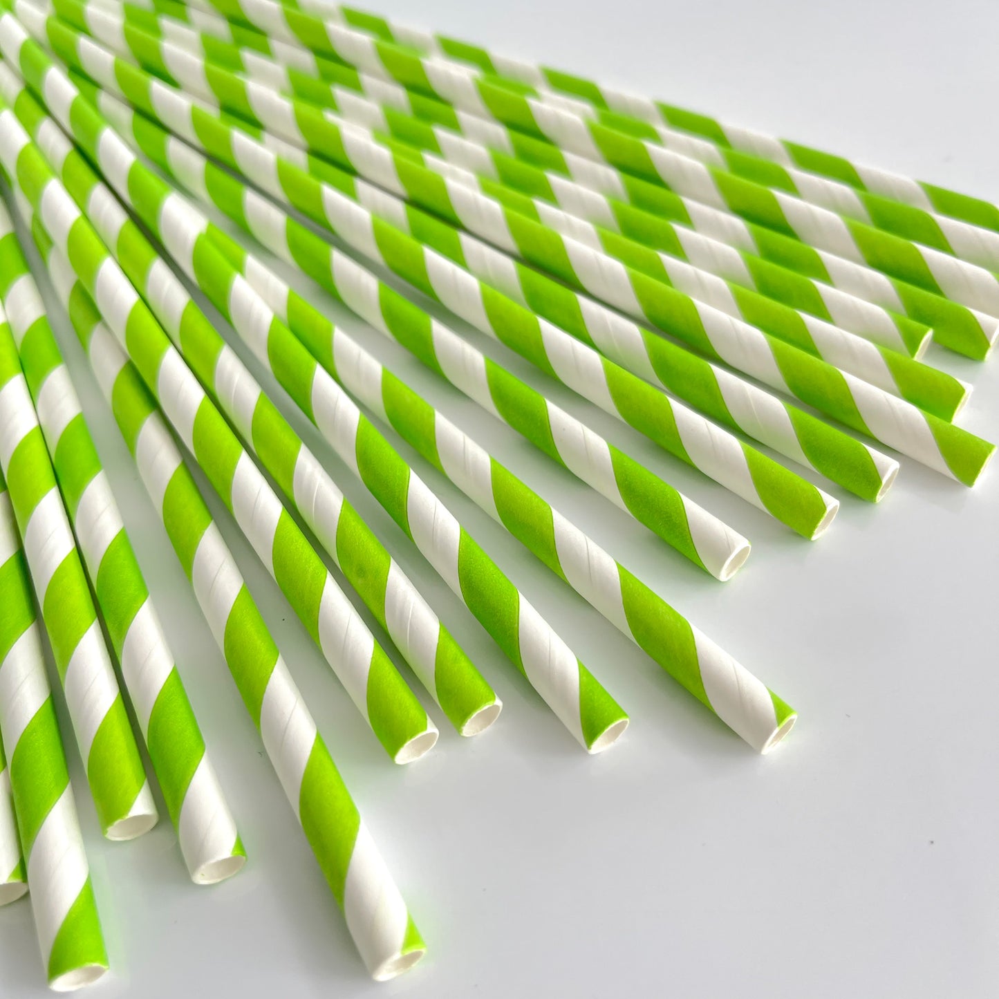 Pitillos Diagonal verde limón