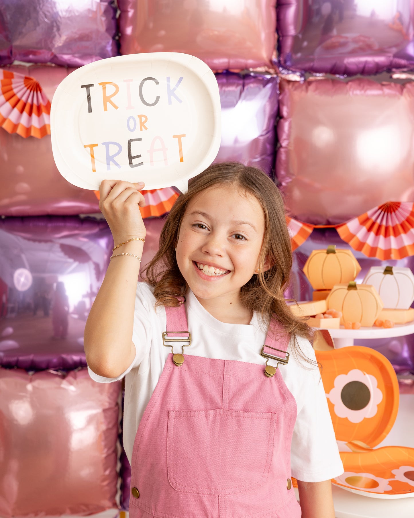 Plato en forma de burbuja "Trick or Treat"